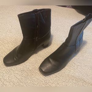 Women’s Fabulaire Heeled Boots | 8.5